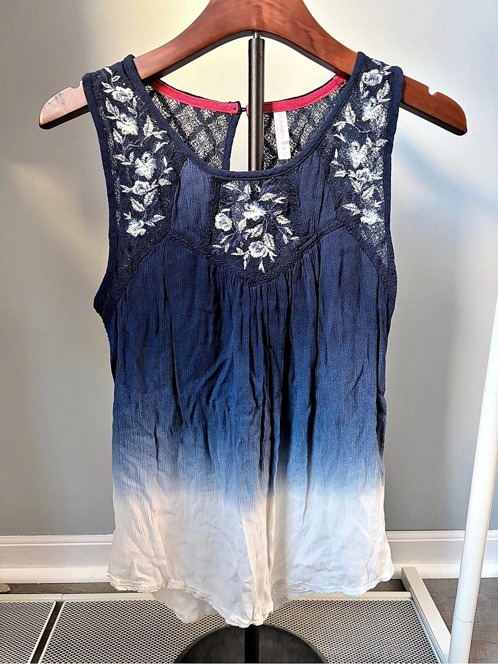 Xhilaration Embroidered Floral Ombre Blouse in Blue & White Like New